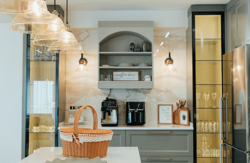 Storage Solutions That Combine Function and Natural Beauty