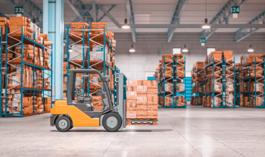How To Pick the Right Material Handling Equipment for Your Warehouse