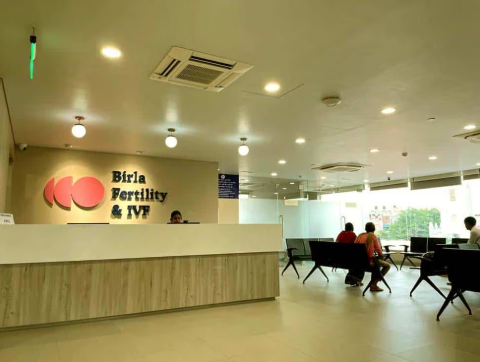 Looking for an IVF Centre in Noida? How to Choose the Right IVF Doctor in Noida