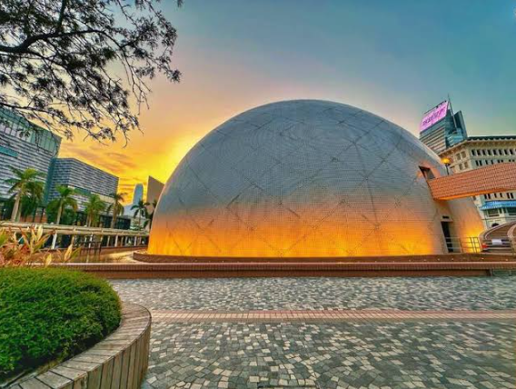 Top Hong Kong Travel Attractions Tourists Love